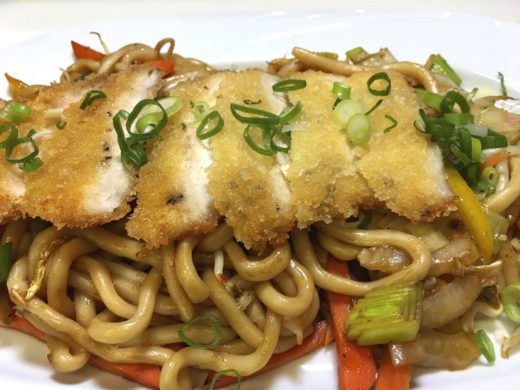 1211. Udon mit Gemüse und Tonkatsu