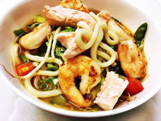 907. Udon with Vegetables and Salmon