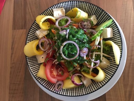 1401. Poke Bowl Mit Tuna